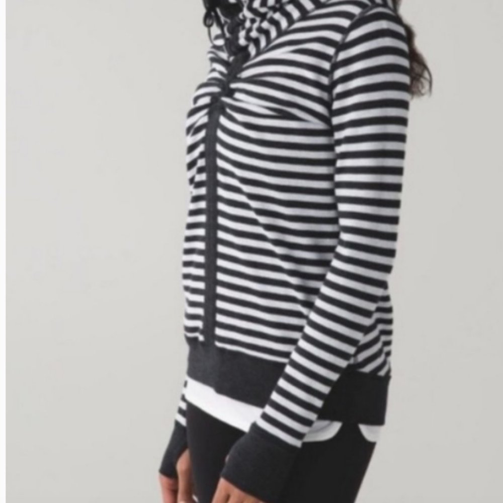 Lululemon reversible sweater